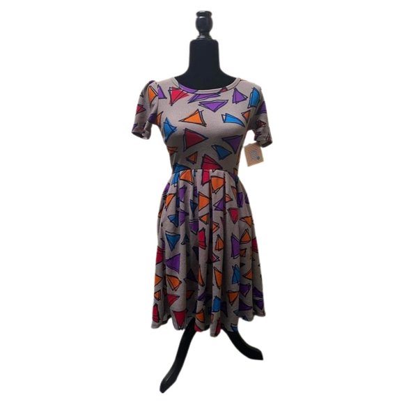 Lula Roe Gray Short-sleeve Amelia Dress with Multicolor Triangles, XXS, NWT - Picture 1 of 6